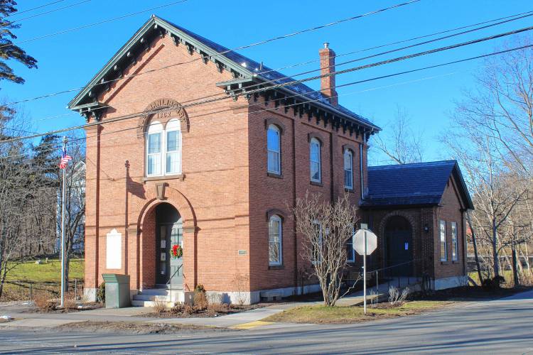 Cushman Library at 28 Church St. in Bernardston. Cushman Library at 28 Church St. in Bernardston.