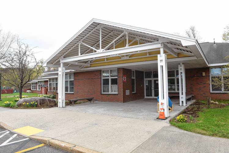 Monday’s meeting will be held at 7 p.m. at the Jacobs Road Municipal Center in Heath. Monday’s meeting will be held at 7 p.m. at the Jacobs Road Municipal Center in Heath.
