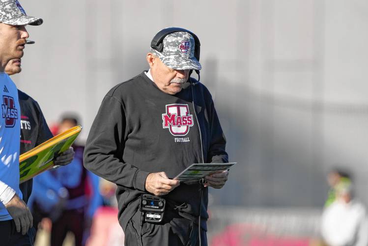 Don Brown coaches the UMass football team in its game against Liberty on Saturday at McGuirk Alumni Stadium. Brown was fired by the school on Monday. Don Brown coaches the UMass football team in its game against Liberty on Saturday at McGuirk Alumni Stadium. Brown was fired by the school on Monday.